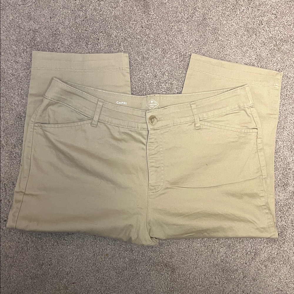 St. John's Bay Women's Beige Ankle Jeans